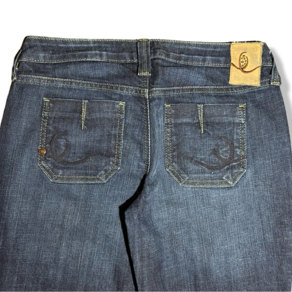 Hippie Bell Bottom Jeans - Picture 5 of 6
